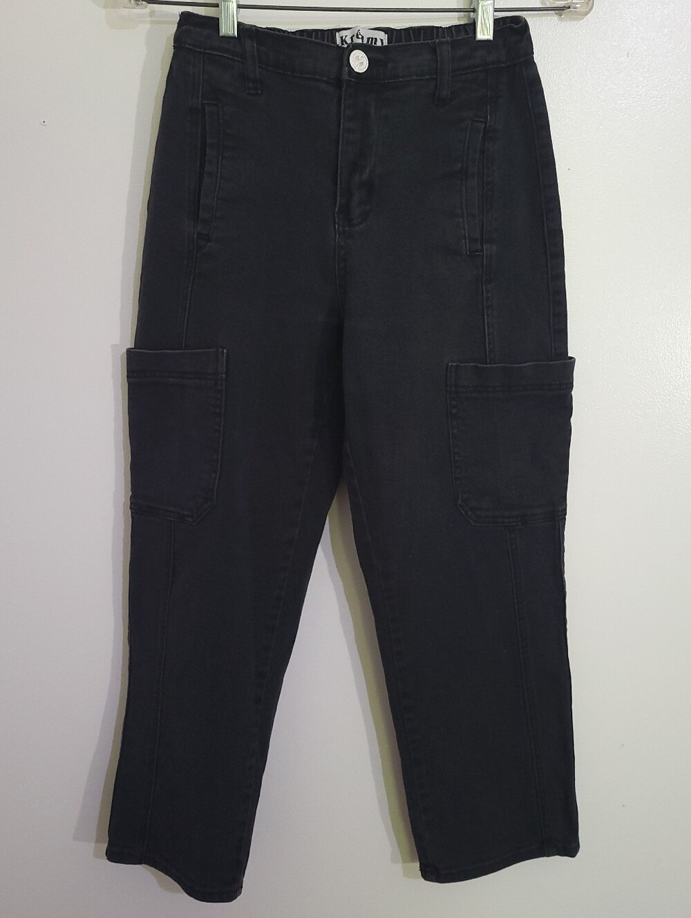Kréamy Black High-Waist Cargo Utility Jeans - Size M